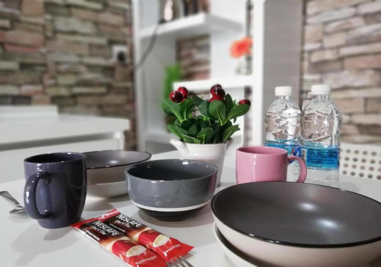 Peanut Butter Homestay #Trefoil Setia City セティア・アラム エクステリア 写真